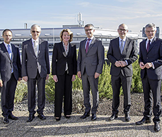 ZEW Director Thomas Kohl with Dr. Alexander Selent, Claudia Diem, Dr. Ralph Rheinboldt, ZEW President Professor Achim Wambach and Dr. Georg Müller (from left to right) 